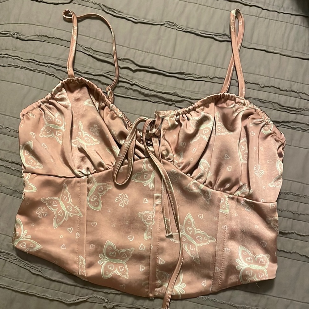 brands (L.A hearts) Size ( S fits ) Colors ( Tan, Green)